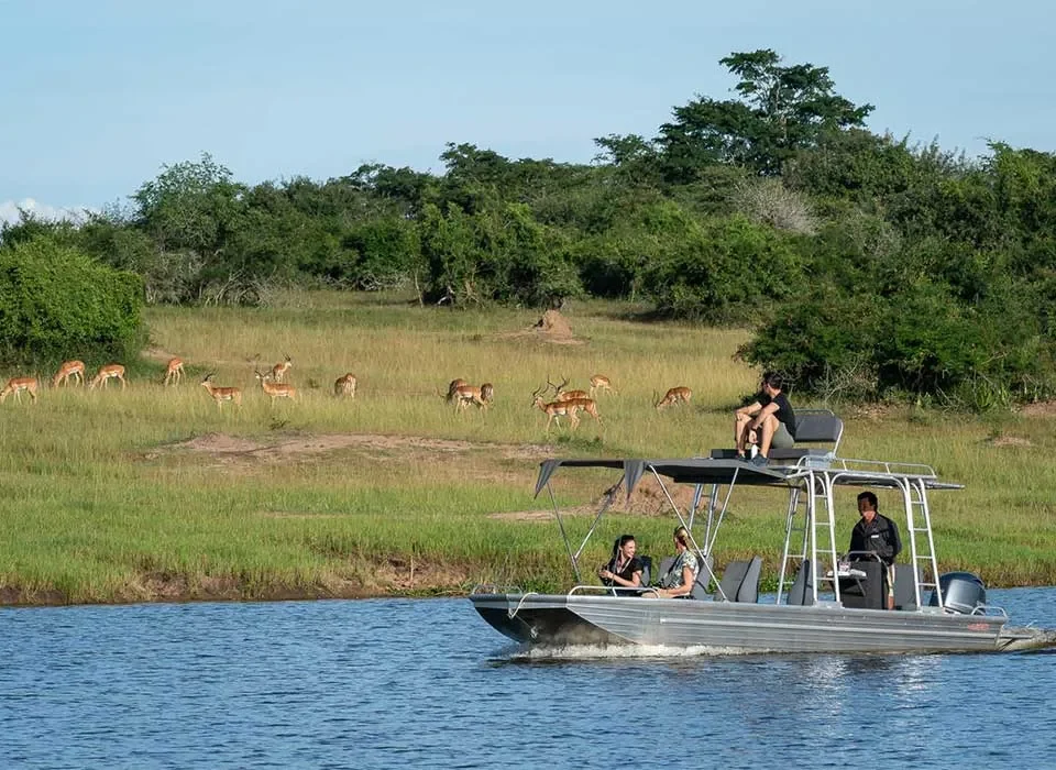 Best Places for Boat Safaris in Uganda and Rwanda