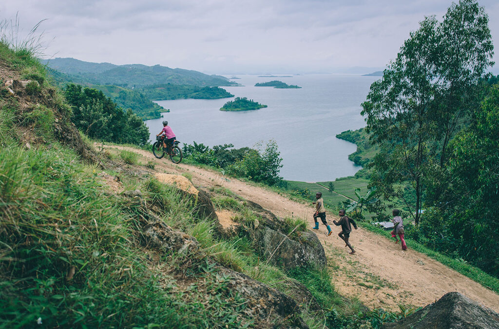 Exploring the Congo Nile Trail along the stunning Lake Kivu in Rwanda.