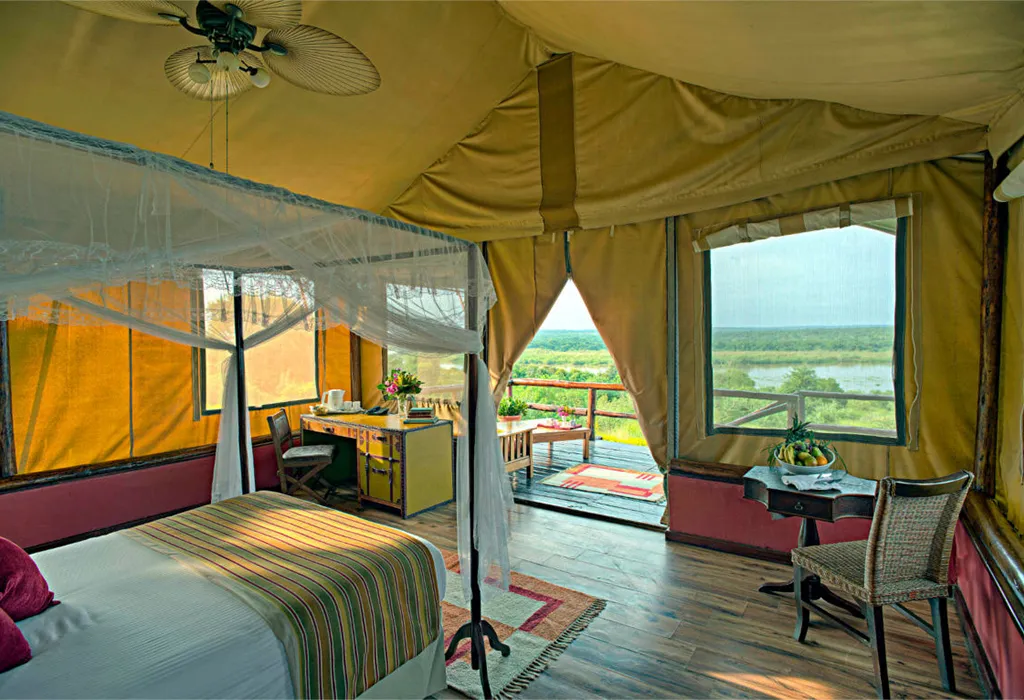 Paraa Safari Lodge