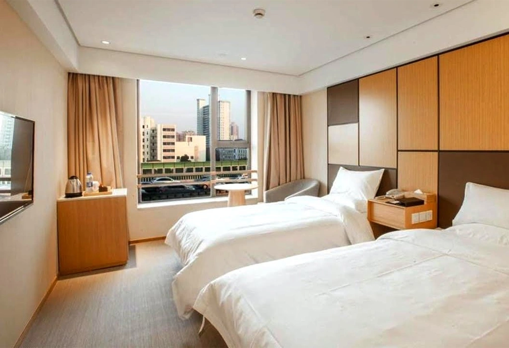 2000 Hotel Downtown Kigali