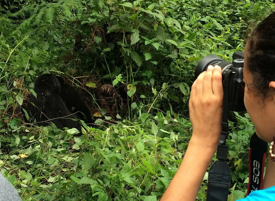 Can I combine Gorilla Trekking and Game Drive in Rwanda