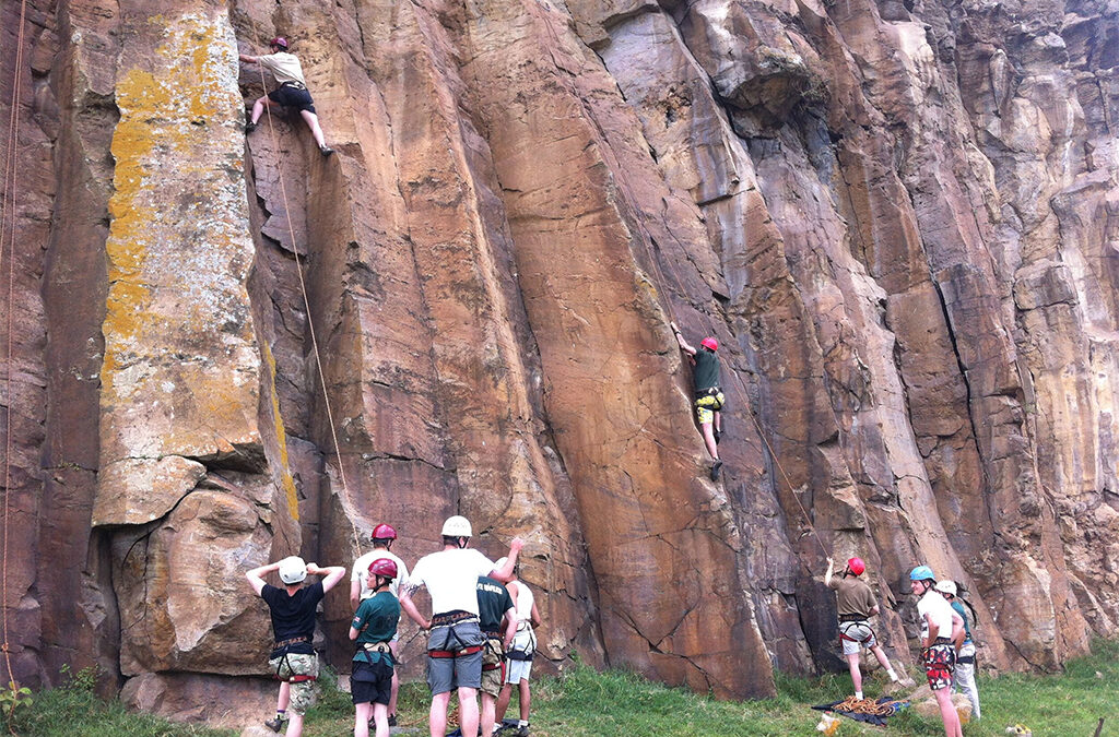 Rock Climbing Experience in Hell's Gate National Park