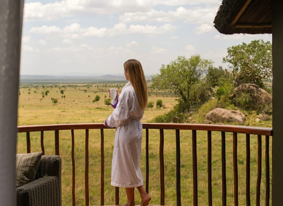 Why stay at Four Seasons Safari Lodge in Serengeti